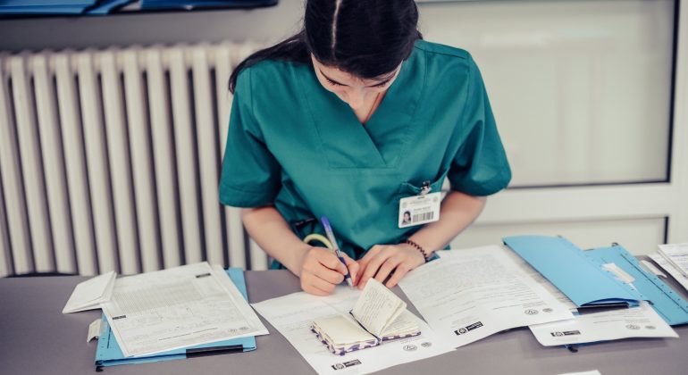 MSD Animal Health/FVE – 2018 Veterinary Student Scholarship Program MSD Animal Health/FVE – 2018 Veterinary Student Scholarship Program