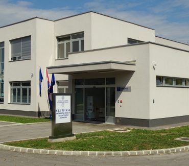 Zavod za mikrobiologiju i zarazne bolesti s klinikom