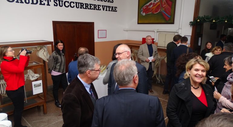 Prvih sto godina Zavoda za anatomiju, histologiju i embriologiju Veterinarskog fakulteta Prvih sto godina Zavoda za anatomiju, histologiju i embriologiju Veterinarskog fakulteta