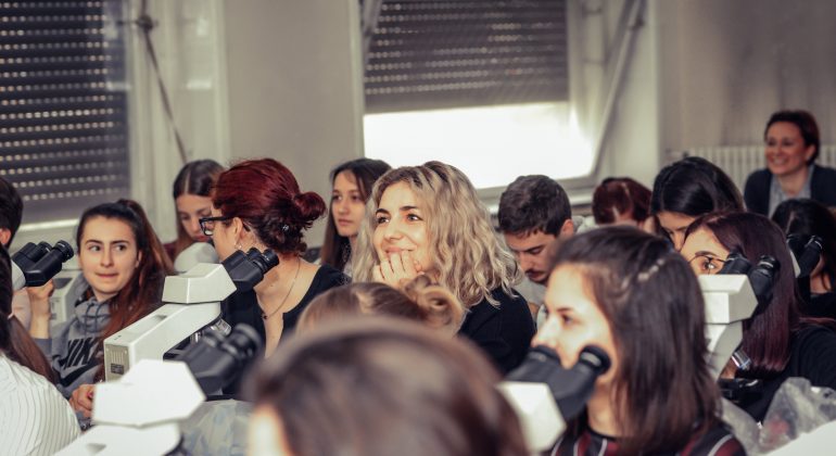 Srednja.hr objavila vijest o natječaju za studenta savjetnika dekana
