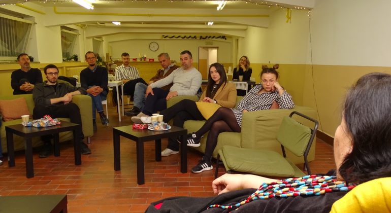 Predavanje o dobrobiti tovnih pilića i kokoši nesilica Predavanje o dobrobiti tovnih pilića i kokoši nesilica
